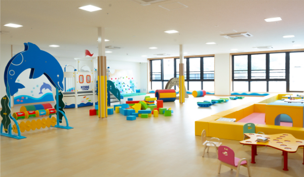 ③子育て支援拠点 児童館